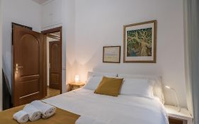 Largo Leopardi Apartment